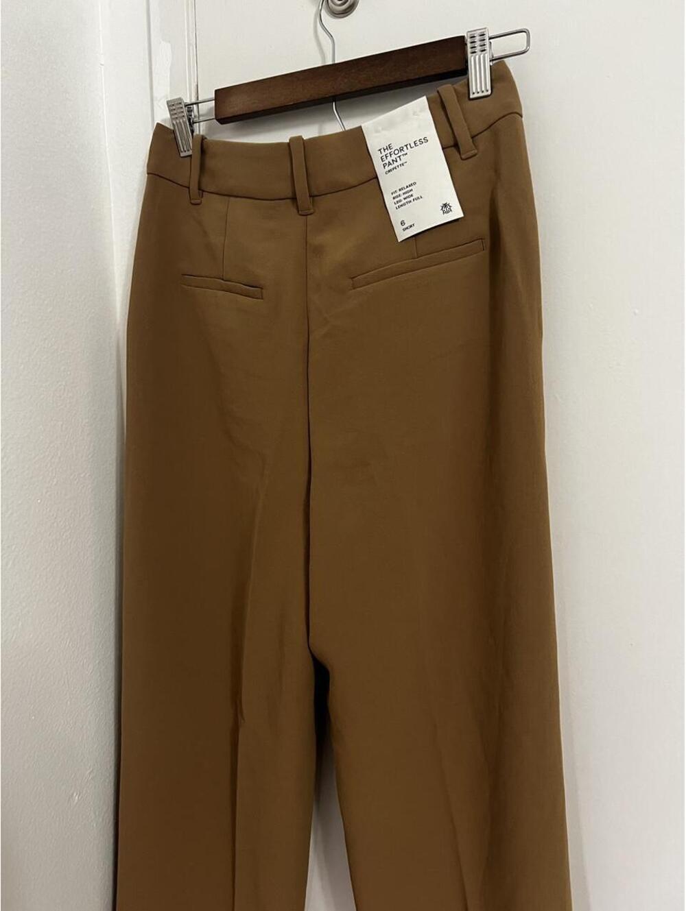 Aritzia The Effortless Pant - Crepette | Brown | Size 6 Short / High Rise - Picture 6 of 7
